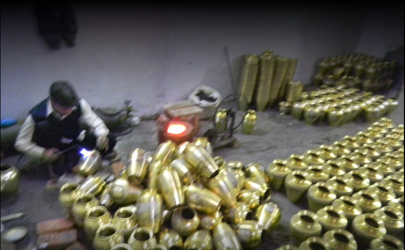 Brass urns polishing & welding